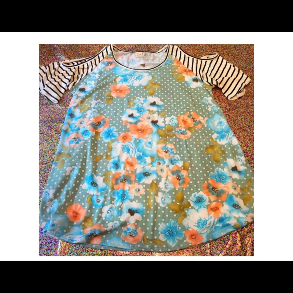 Baby blue cold shoulder top